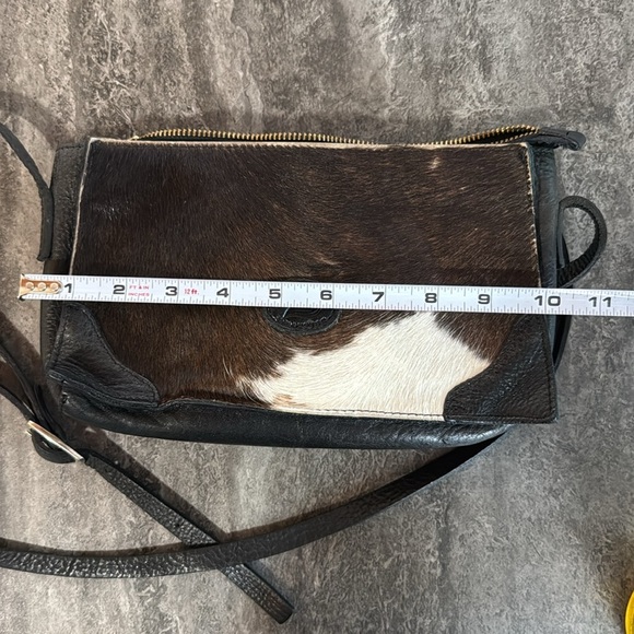 Sergios speedy style cowhide shoulder bag - Picture 9 of 10